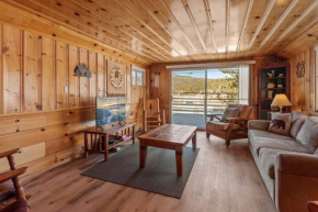 Boulder Bay Lakefront Getaway - Across the street from the lake and Boulder Bay Park!